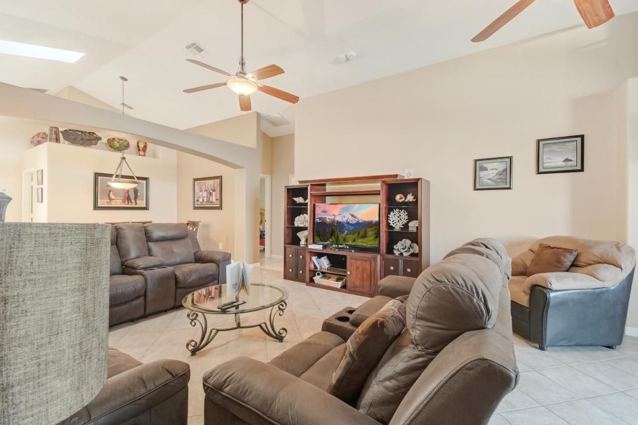 Two Master Bedrooms Pool Home Private Yard Orlando Ngoại thất bức ảnh